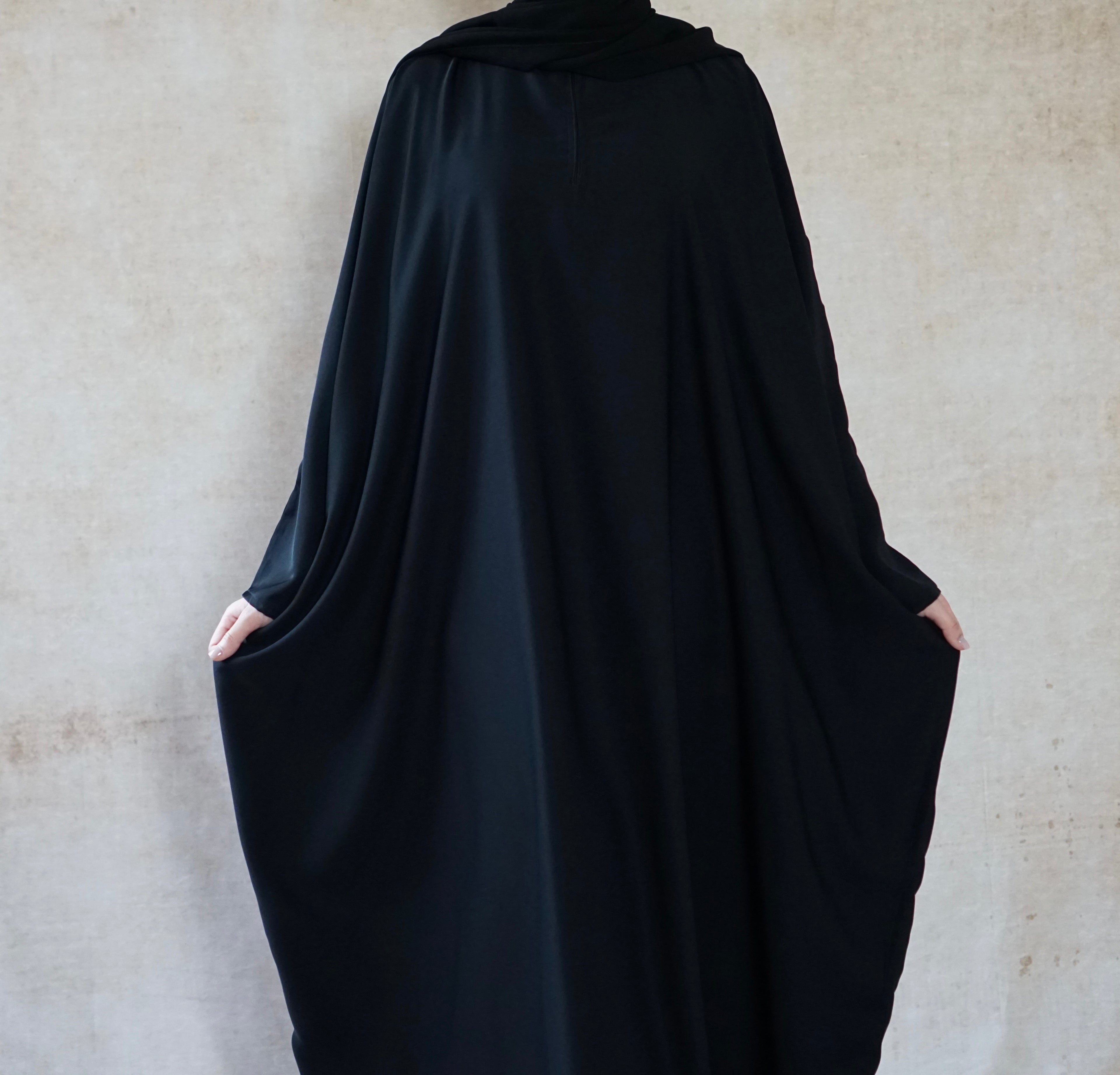 Maryam Black Everyday Farasha Cut Abaya