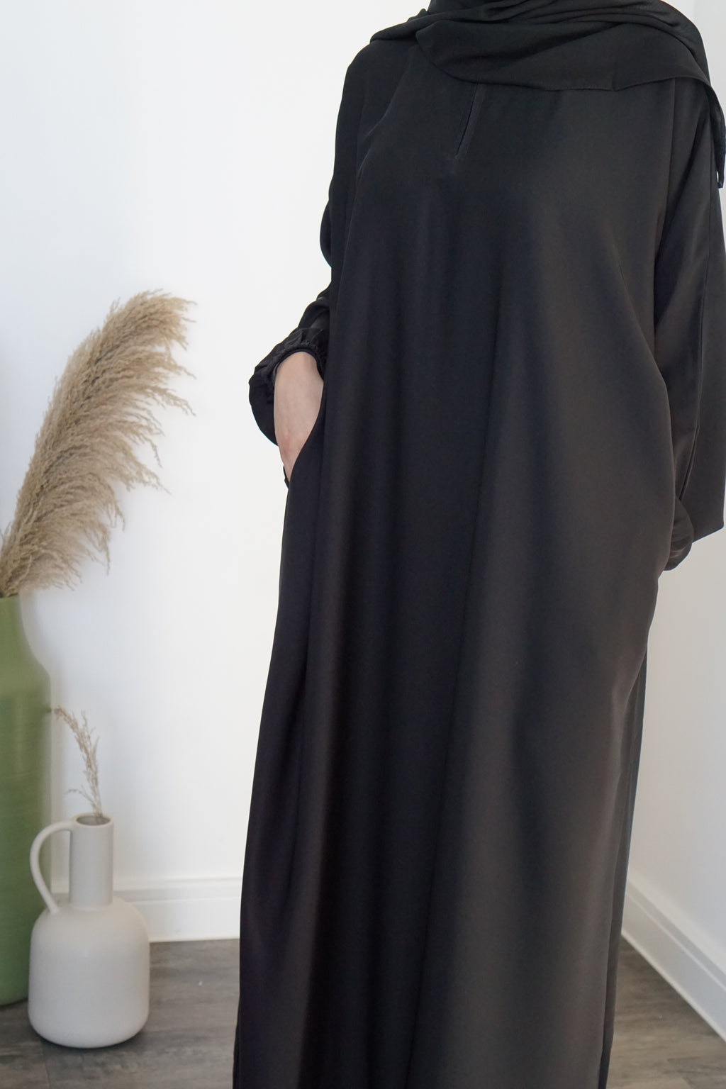 Khadijah Black Everyday Straight Cut Abaya